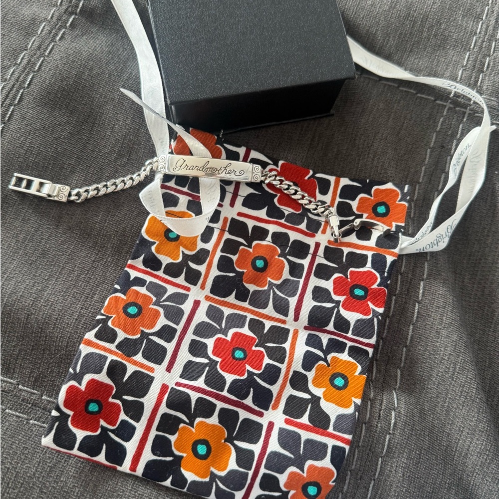 New Brighton grandma bracelet with gift pouch